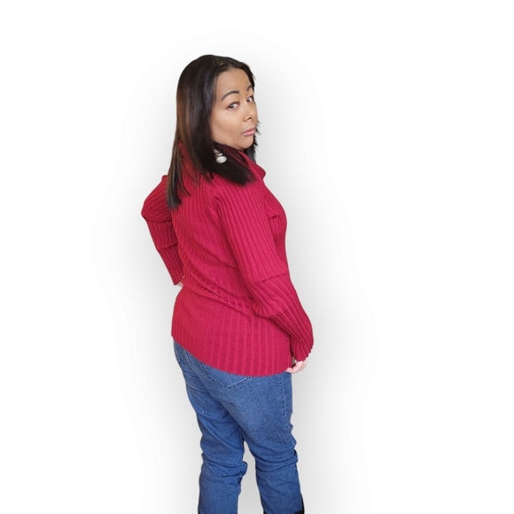 DULCINEA WOMENS SIZE SMALL MED RED TURTLE NECK SWEATER - Picture 7 of 9